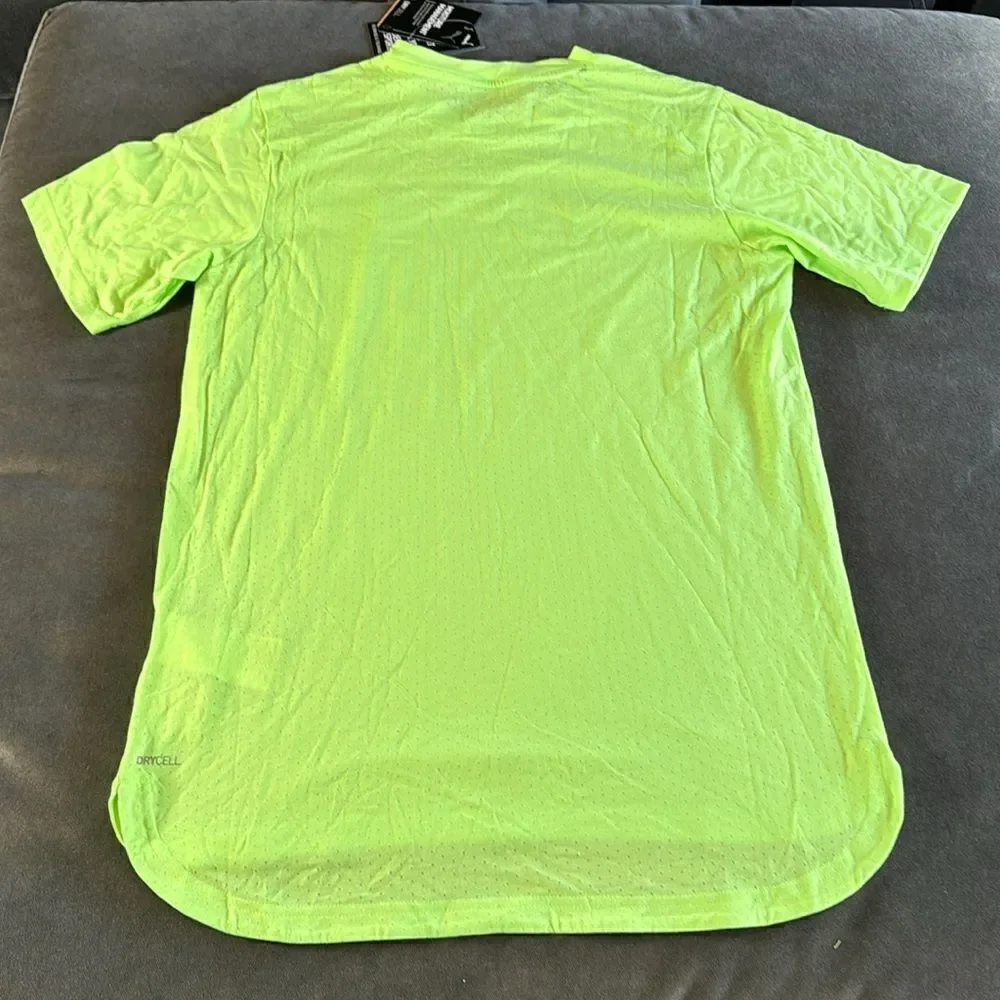 Puma Training T-Shirt Regular Fit Dry Cell Green Glare Size S NWT